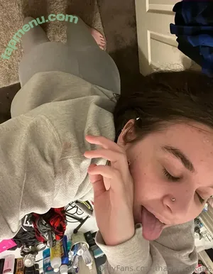 thaofficialkatie / thaofficial_katy nude photo #0001