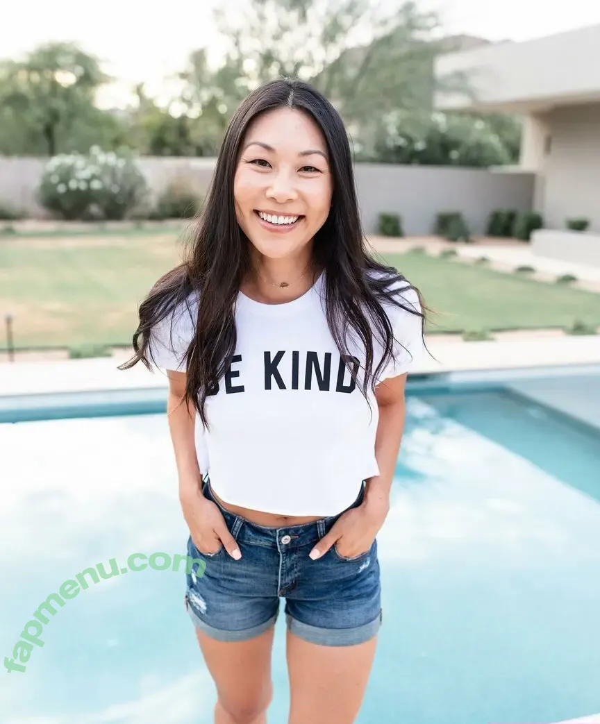 That Jenn Girl nude photo #0124 (Jennifer Chiu / jenn_l / thatjenngirl / thatjennngirl)