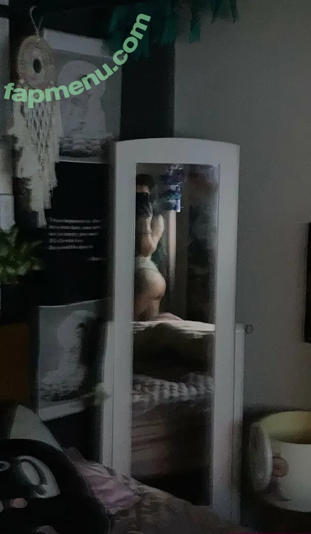 thataquariusbitch nude photo #0017 (thataquariusbitch)