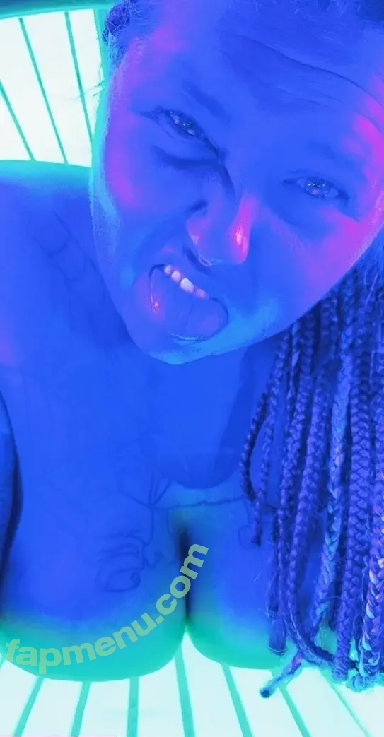thatbadbitch420 nude photo #0006 (thatbadbitch420)