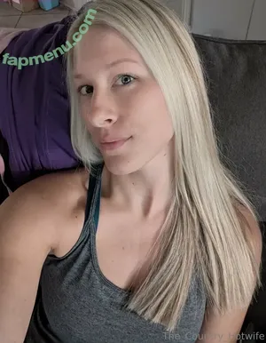  nude photo #0002