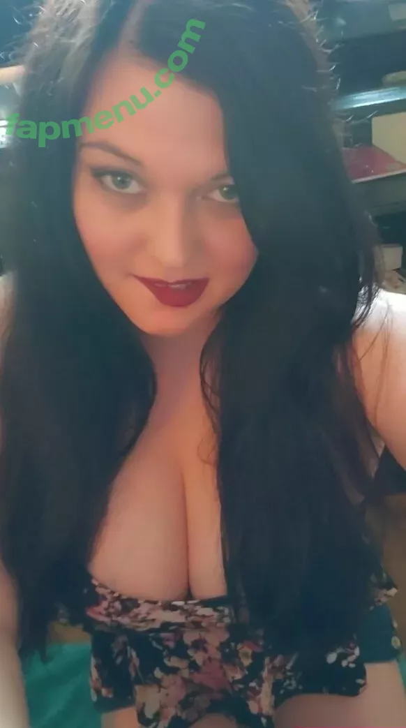 the.laurajohnson nude photo #0081 (laurajohnson_mua)