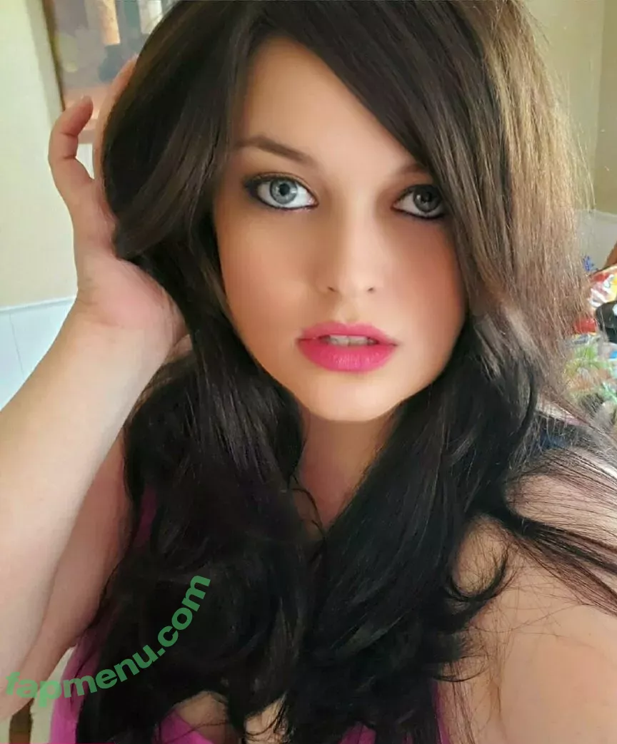 the.laurajohnson nude photo #0117 (laurajohnson_mua)