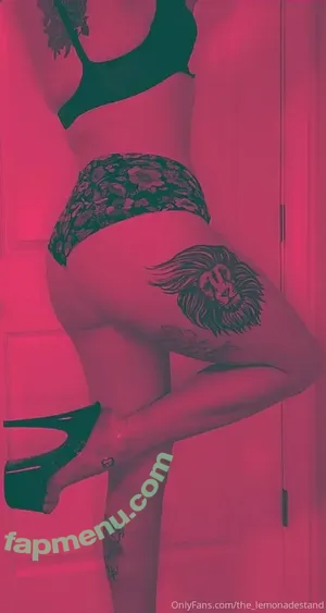  nude photo #0001