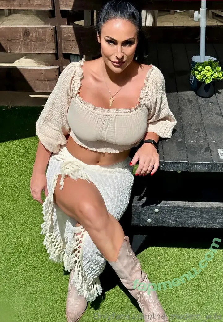 the_modern_wife nude photo #0020 (amodernwife)