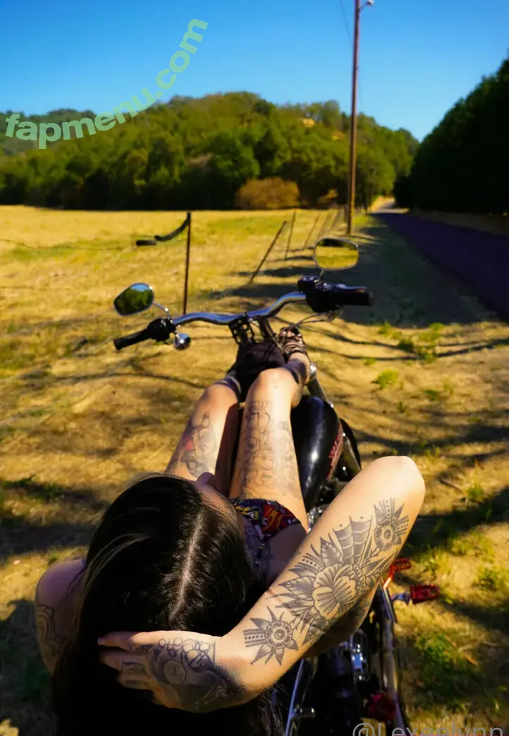 the.tattoo.lady nude photo #0011 (thetattoolady.pa)