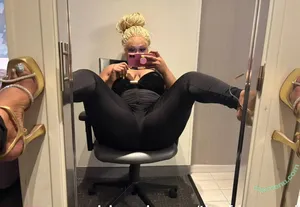  nude photo #0003