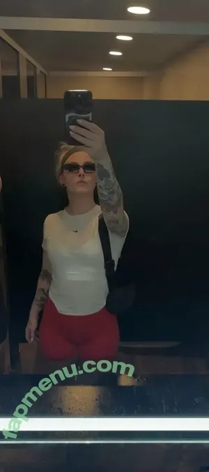  nude photo #0005
