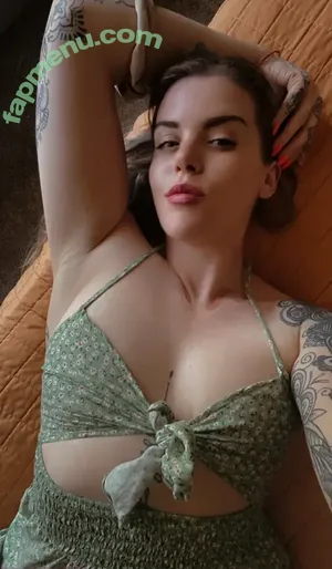 thebedr00mbully / therealarieydior nude photo #0028