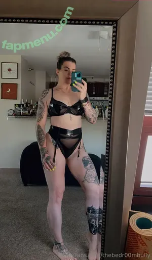 thebedr00mbully / therealarieydior nude photo #0053
