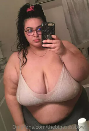 thebigassssbbw1 / thebigglooom nude photo #0033