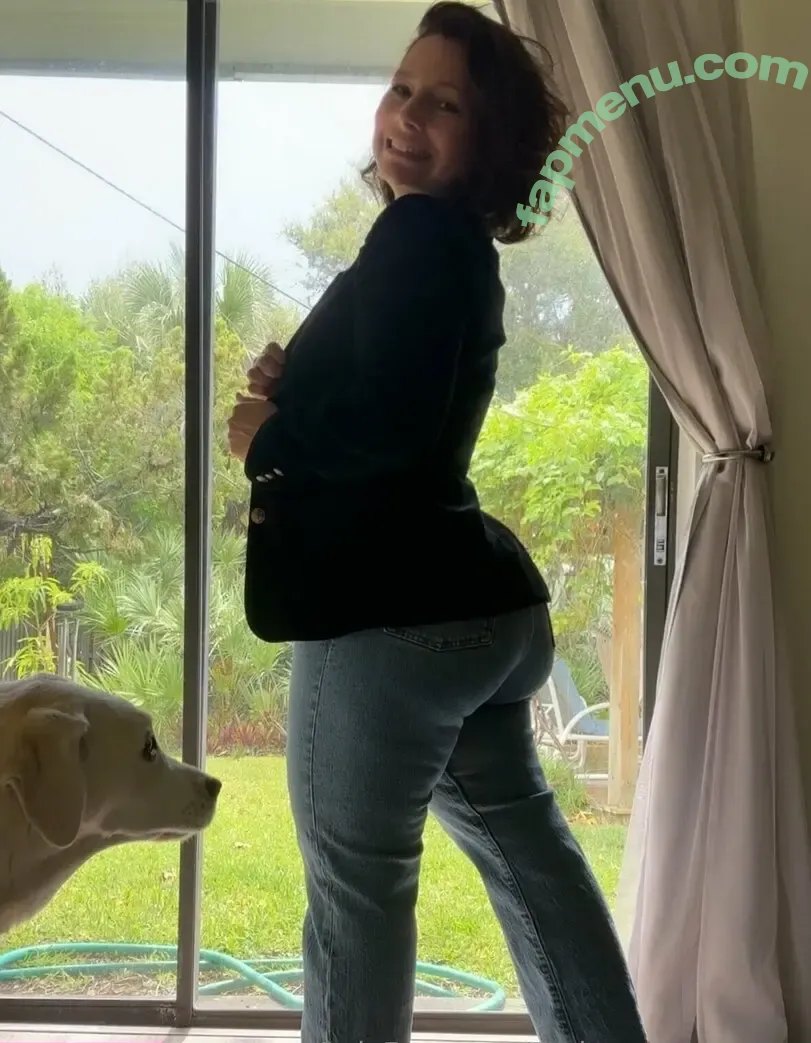 thebumbumqueen nude photo #0015 (ana.pessack)