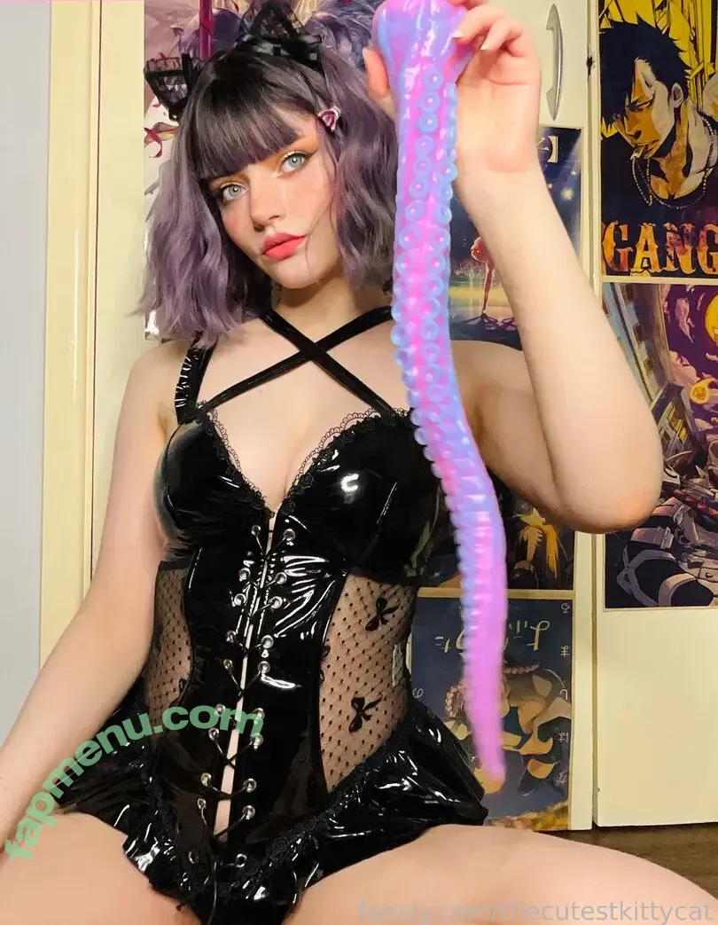 thecutestkittycat nude photo #0684 (thecutestkittycat)