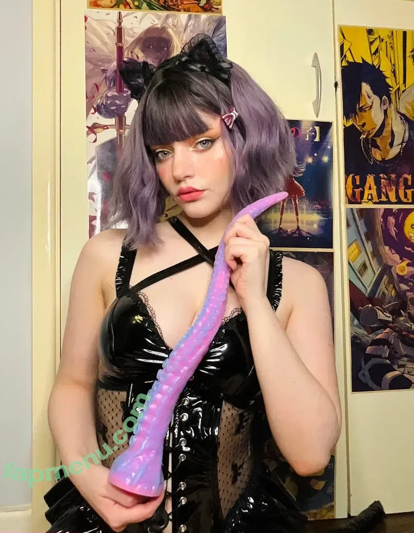 thecutestkittycat nude photo #0690 (thecutestkittycat)