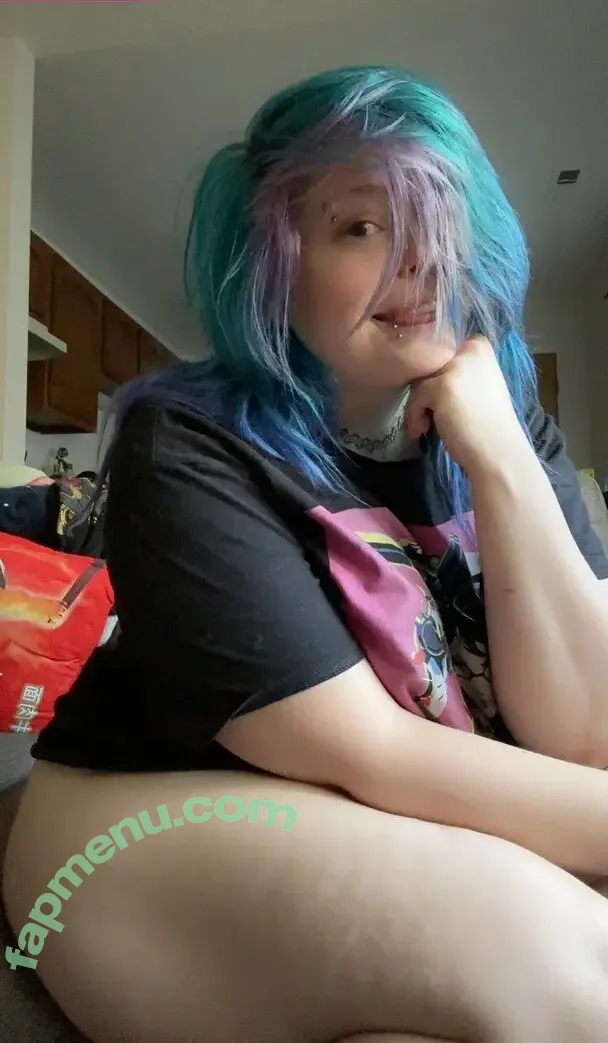 TheeMerr nude photo #0043 (the.merr.cat / the_merr_cat)