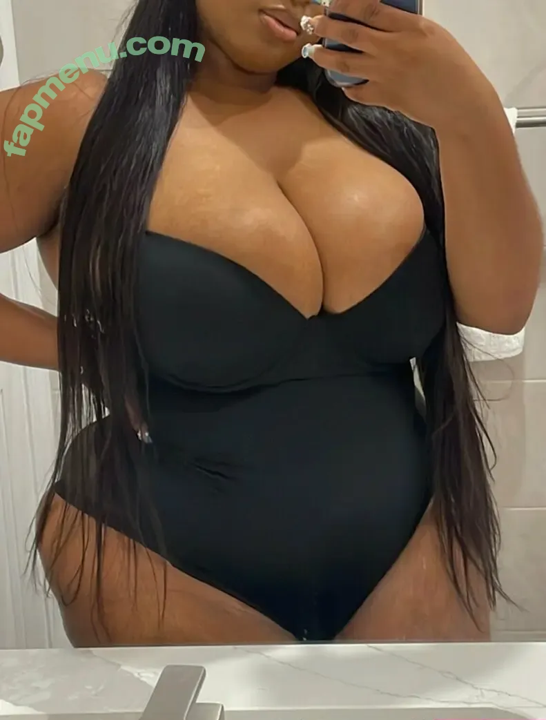 theemilahnix nude photo #0013 (theemilahnix)