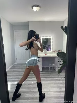 theeonlyalaia / alaia / theeonlyalaiaa nude photo #0072