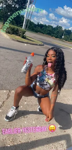 theerealpoison / chanelchanel2x nude photo #0004