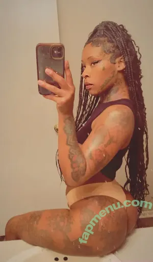 theerealpoison / chanelchanel2x nude photo #0014