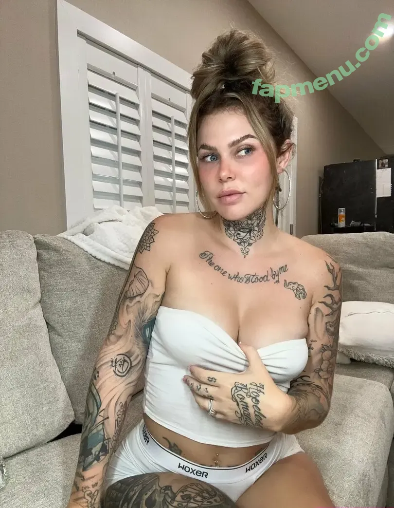 thefemalebossirl nude photo #0029 (thefemalebossofficial)