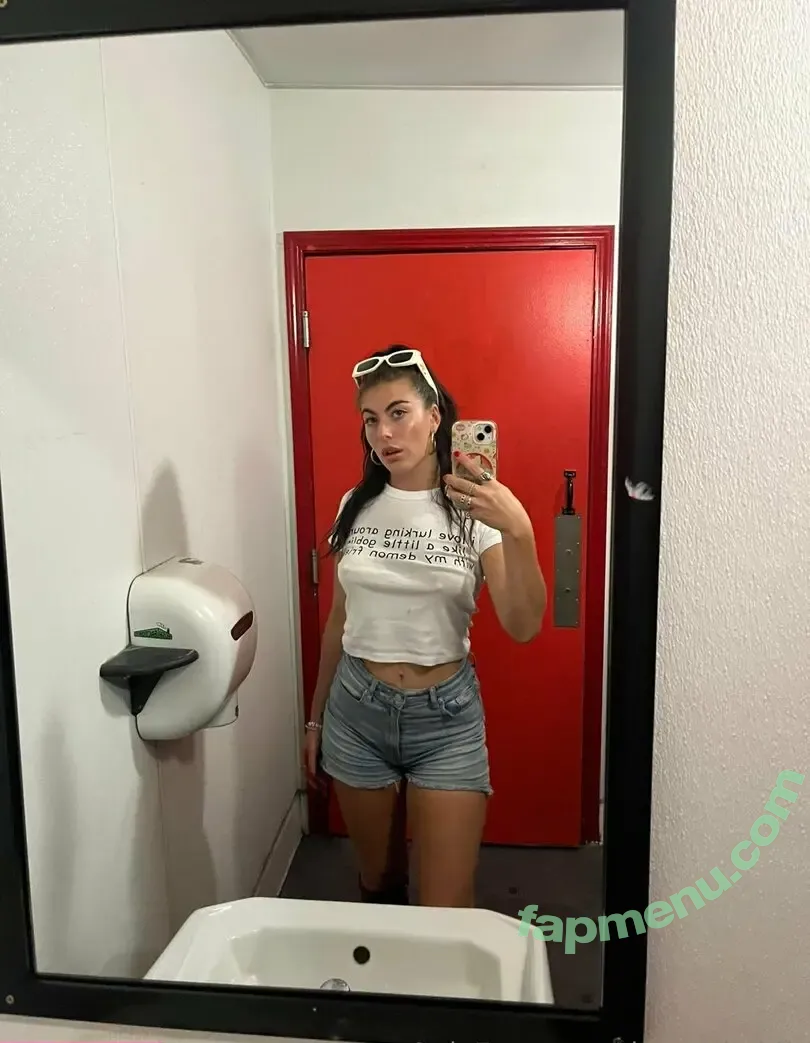 thegalritchie nude photo #0355 (thegalritchie)