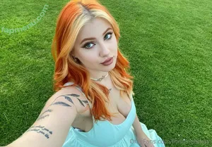 thegingerkay / TheDoublePlaye / livelikeadaylily nude photo #0091