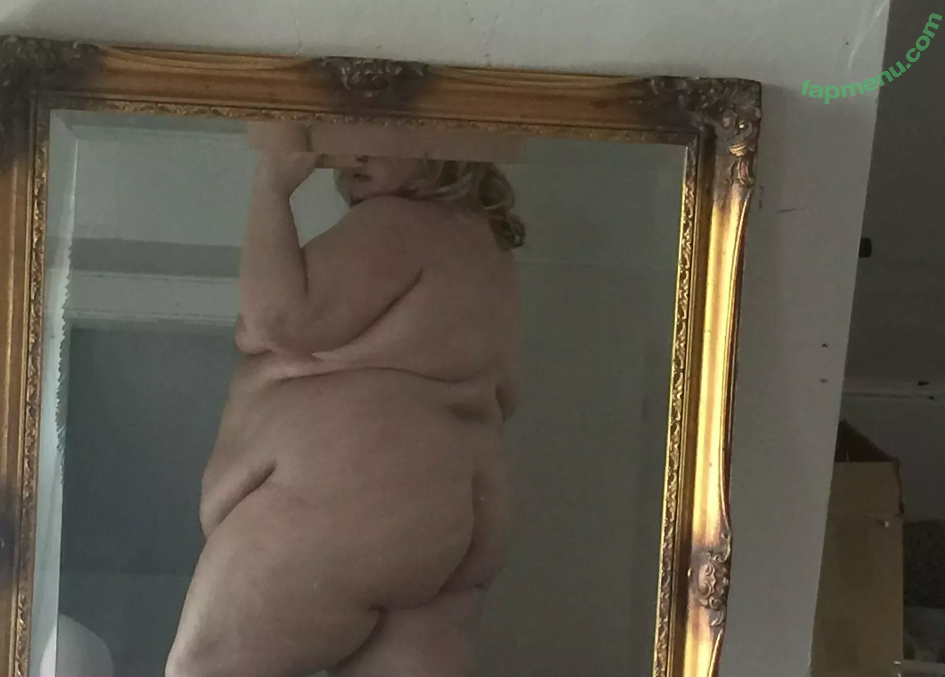 theillusiveham nude photo #0022 (theillusiveham)