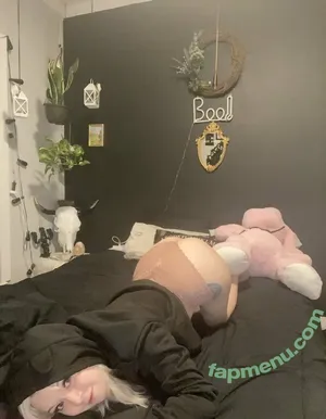  nude photo #0007