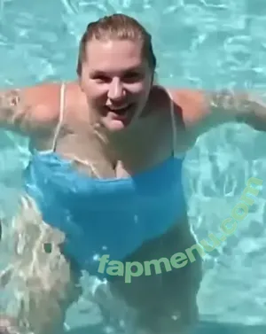 TheJennTracker / JennTracker nude photo #0005