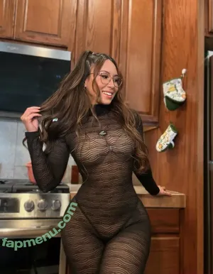 thekimberlysanchez / officialcheekykim nude photo #0015