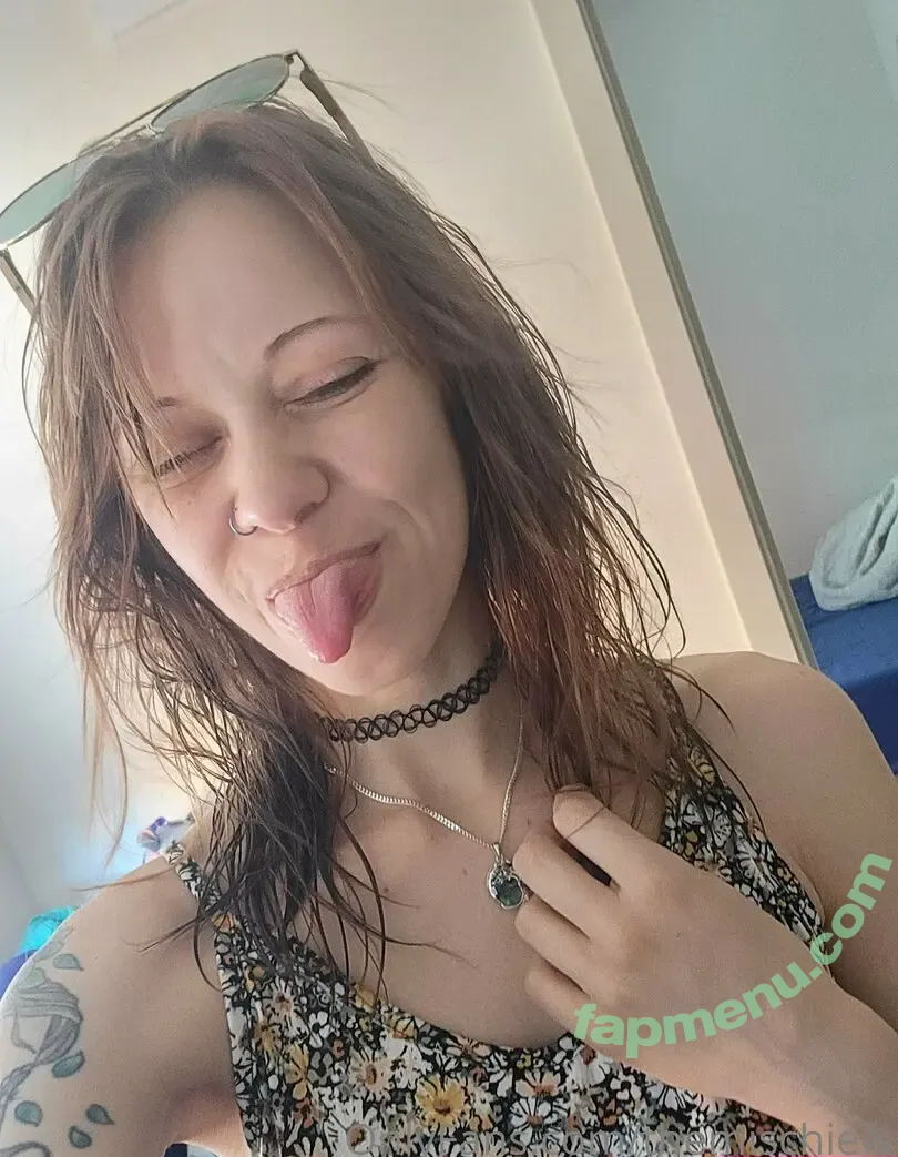 themischiefs nude photo #0006 (mrsmischief2.0)