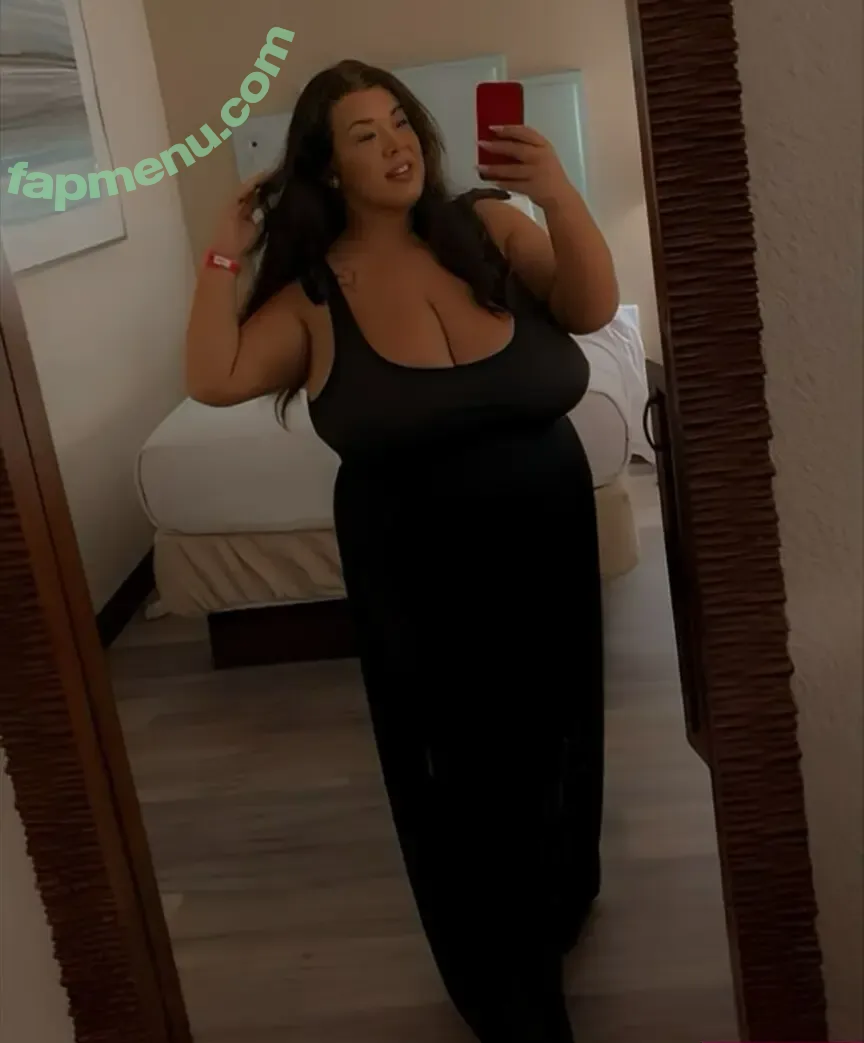 themrsdanielle nude photo #0003 (mrsdanielle)