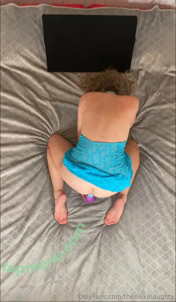 thenikkinaughty nude photo #0001 (thenyckitty)