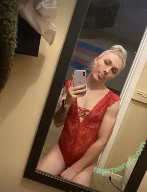  nude photo #0004