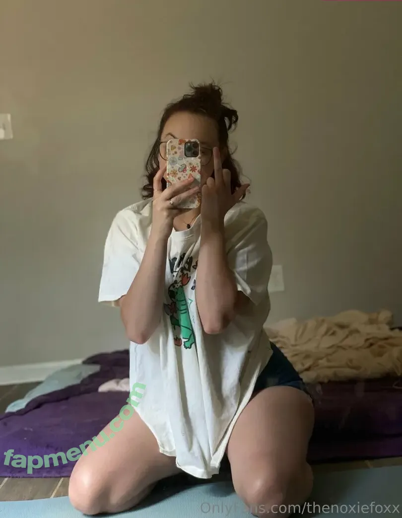 thenoxiefoxx nude photo #0026 (thenoxiefoxx)