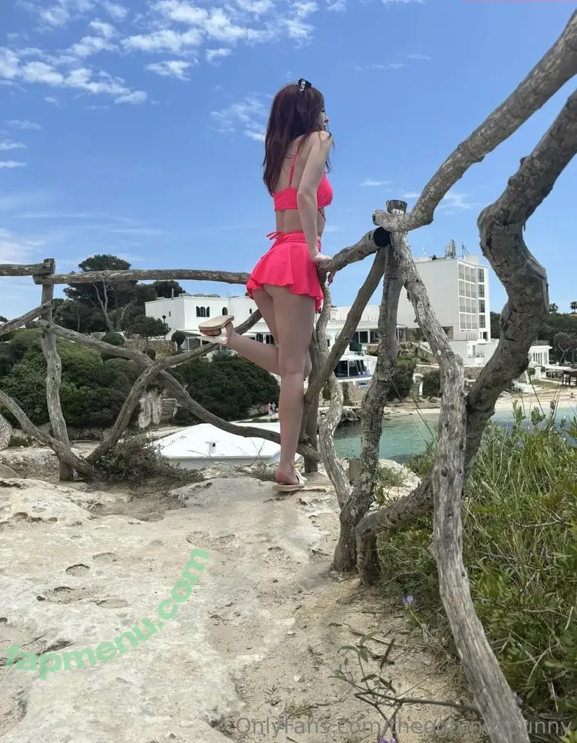 theogfundzbunny nude photo #0006 (theogfundzbunny)