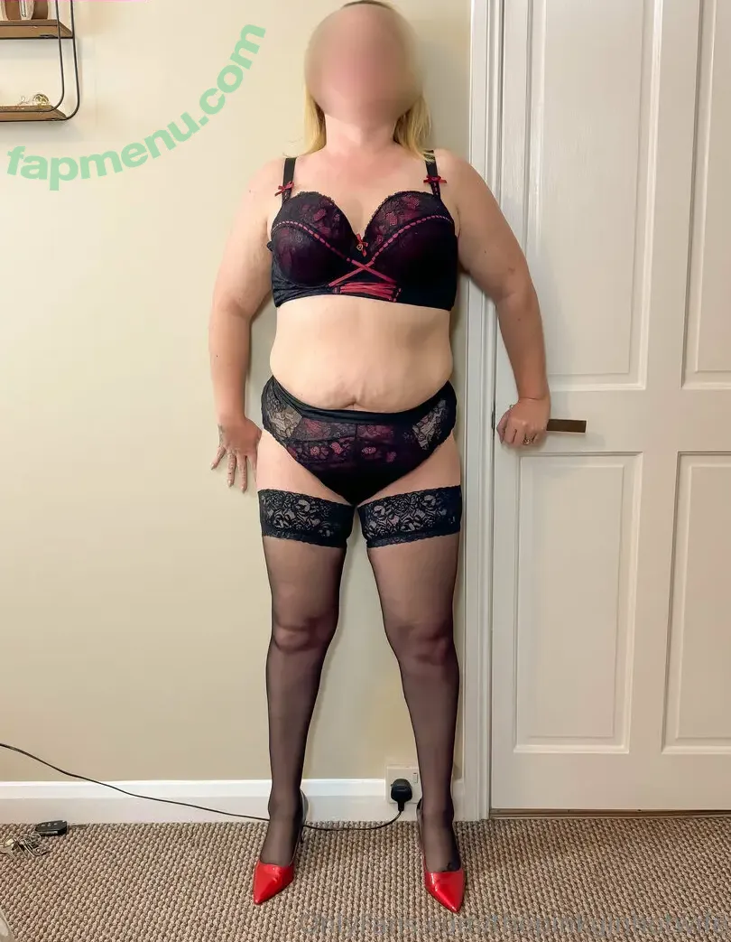 thepinkginhotwife nude photo #0058 (thephotogwife)