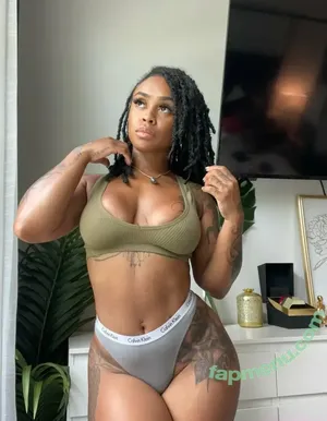  nude photo #0001
