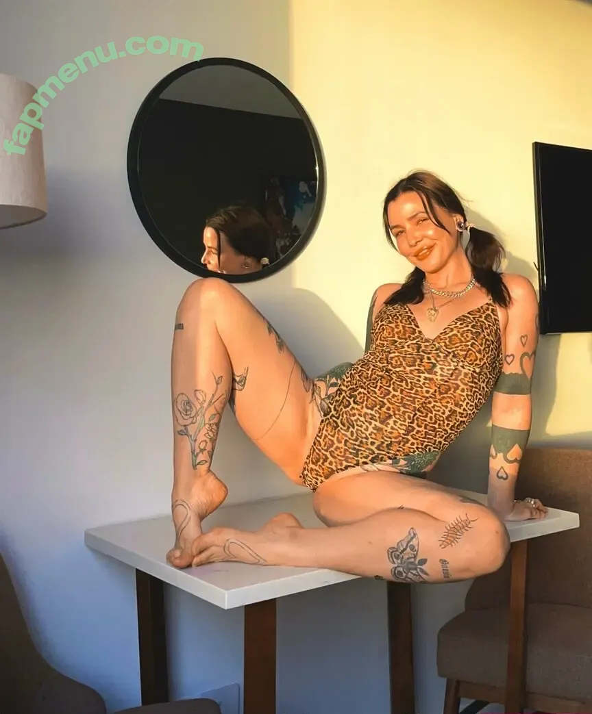therealambersky nude photo #0009 (the.peoples.hoe)