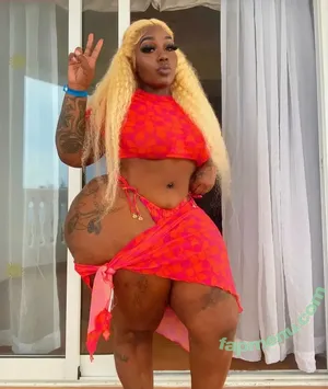 therealfyebottom / _jaythickass_____ / onlyfyebottom nude photo #0134