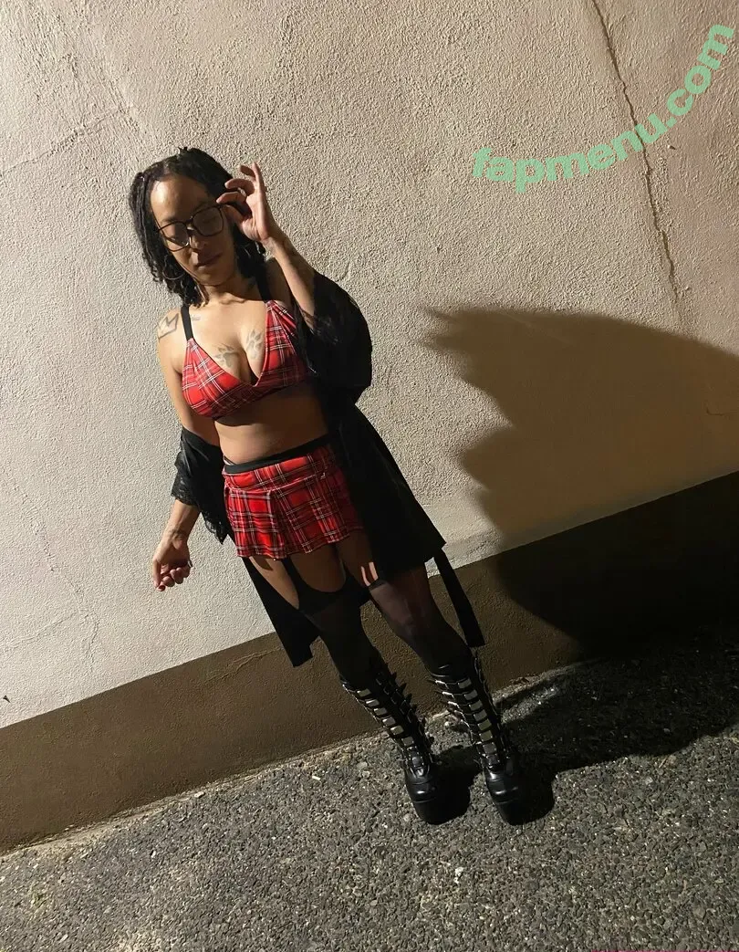 therealvixxxen nude photo #0029 (therealvixxxen)