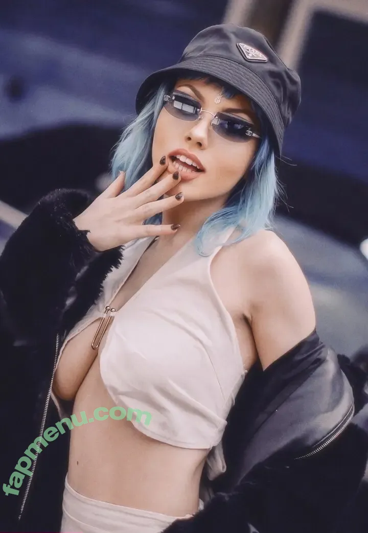 Theresa Terzonie nude photo #0001 (treeofficialuk / treeterzonie)