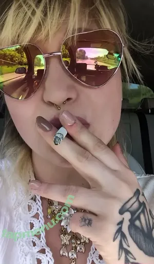 theresasmoke / theresa_smoke_original nude photo #0003