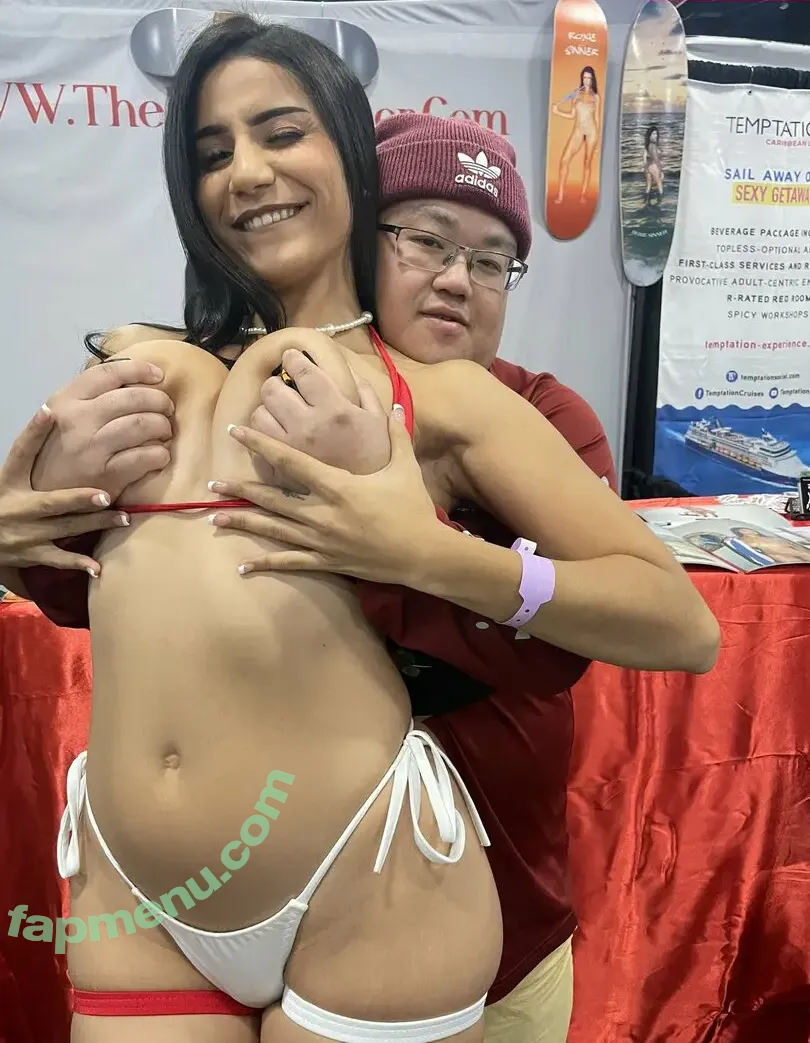 theroxiesinner nude photo #0054 (_roxiesinner_)