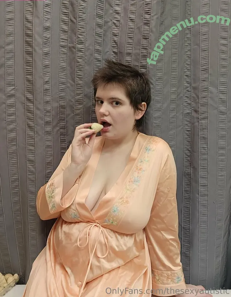 thesexyautistic nude photo #0001 (colors_on_q)