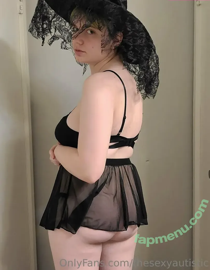 thesexyautistic nude photo #0005 (colors_on_q)