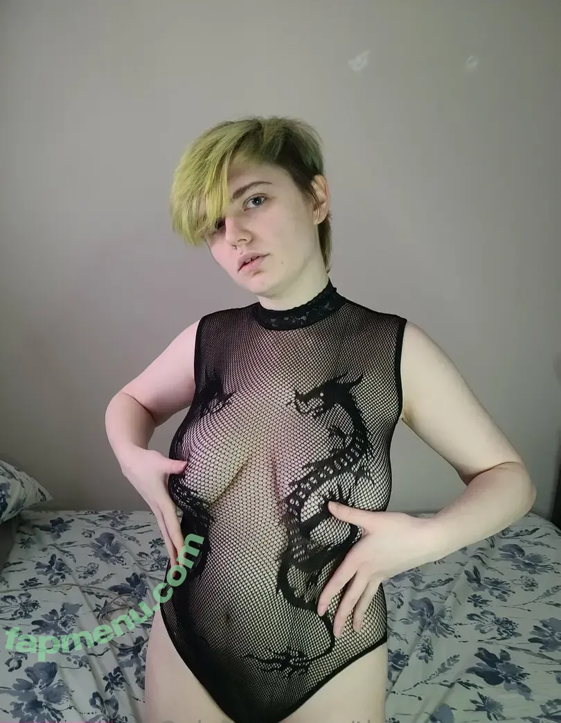thesexyautistic nude photo #0009 (colors_on_q)