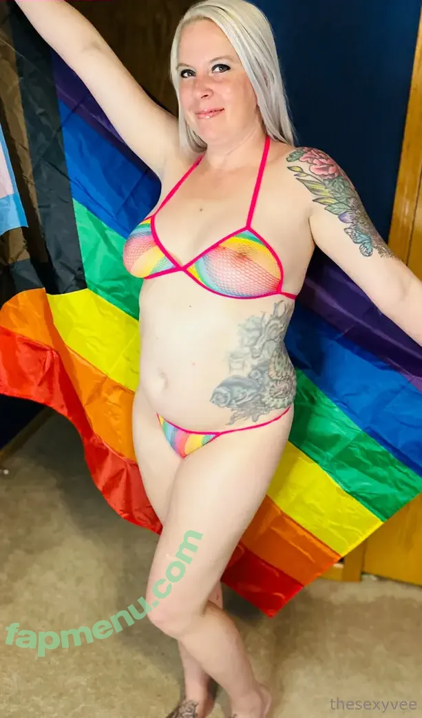 thesexyvee nude photo #0001 (thesexyvegannnn)