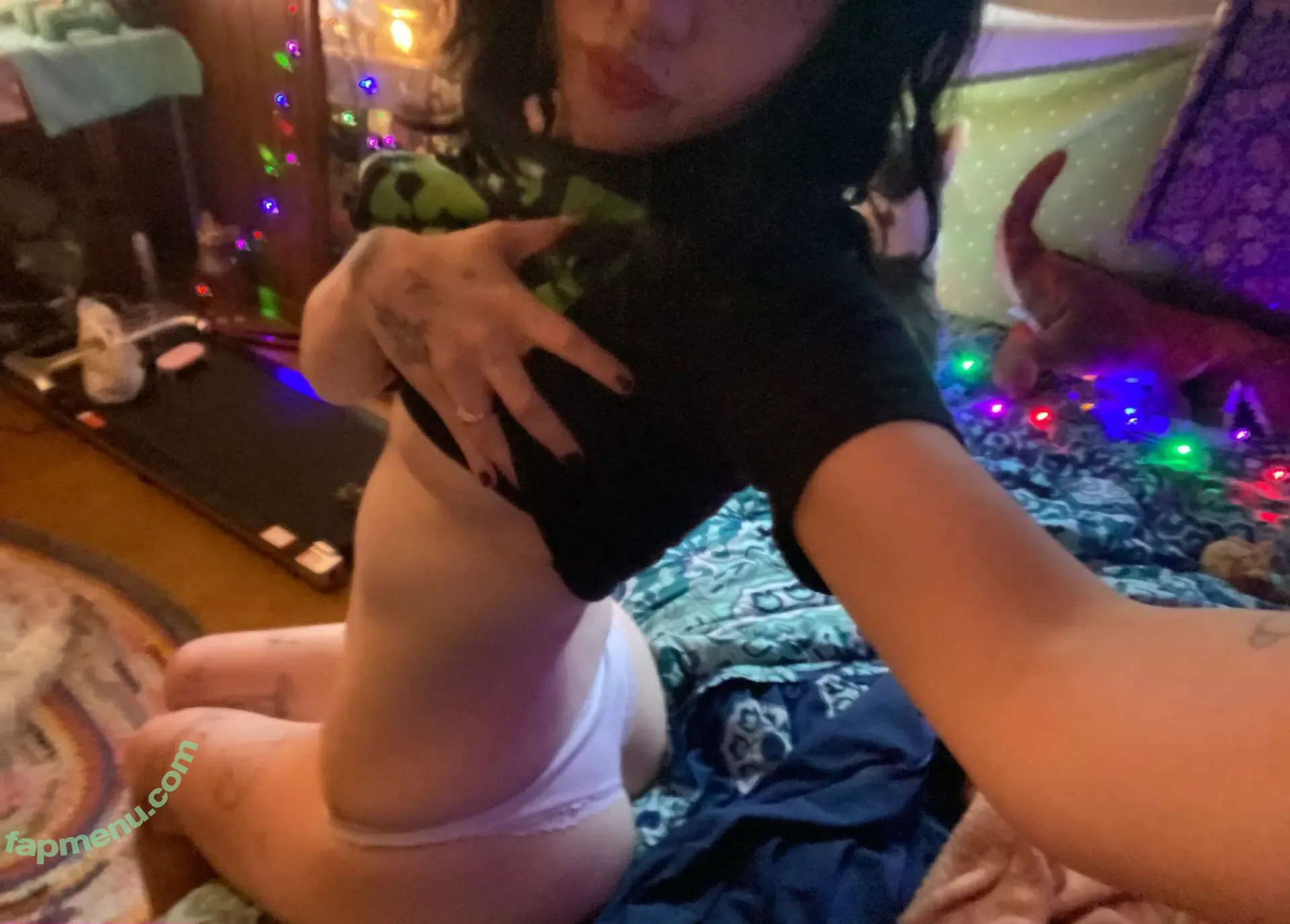 theshamelesskissofvanity nude photo #0009 (girls0nfilmx)