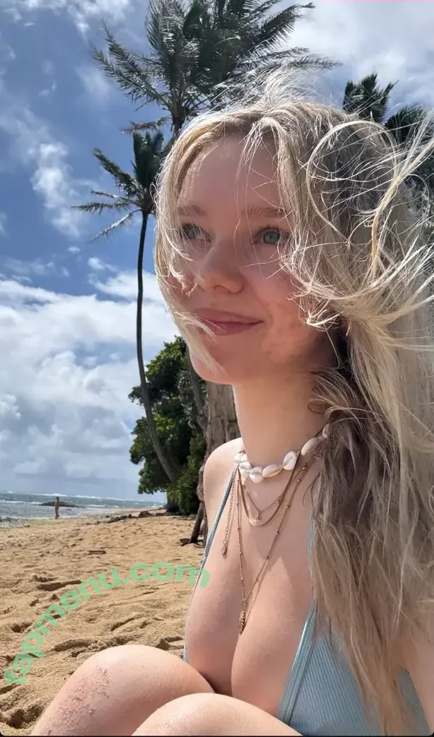 Thesi Sophie nude photo #0013 (Thesi Sophie)
